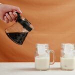 Fettarme Milch: günstiger als Vollmilch