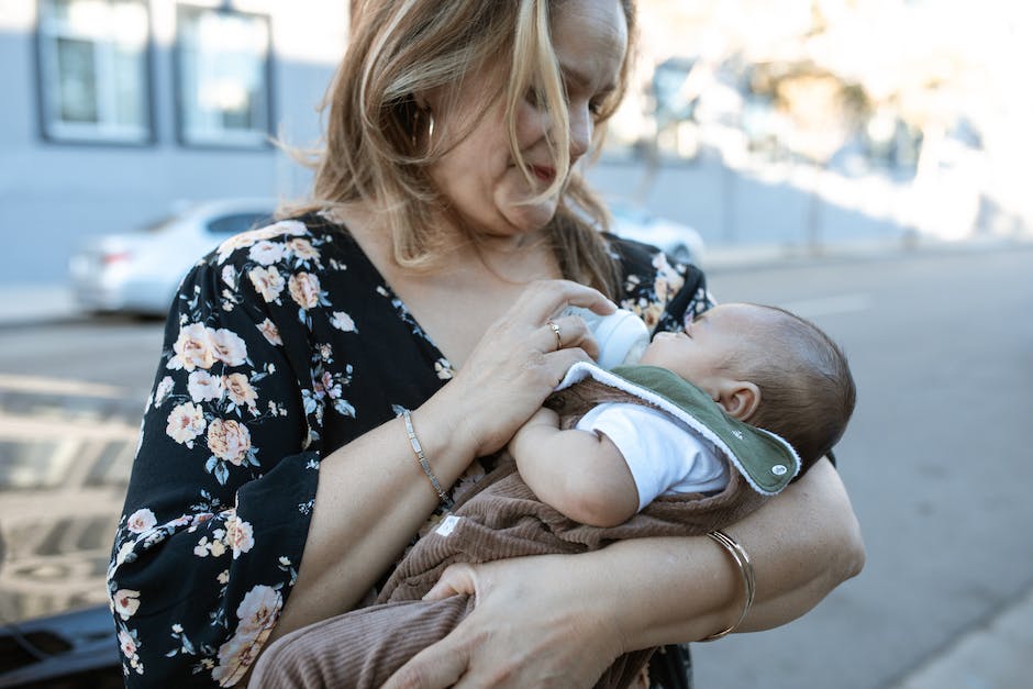 Warum Babys keine Milch trinken sollten