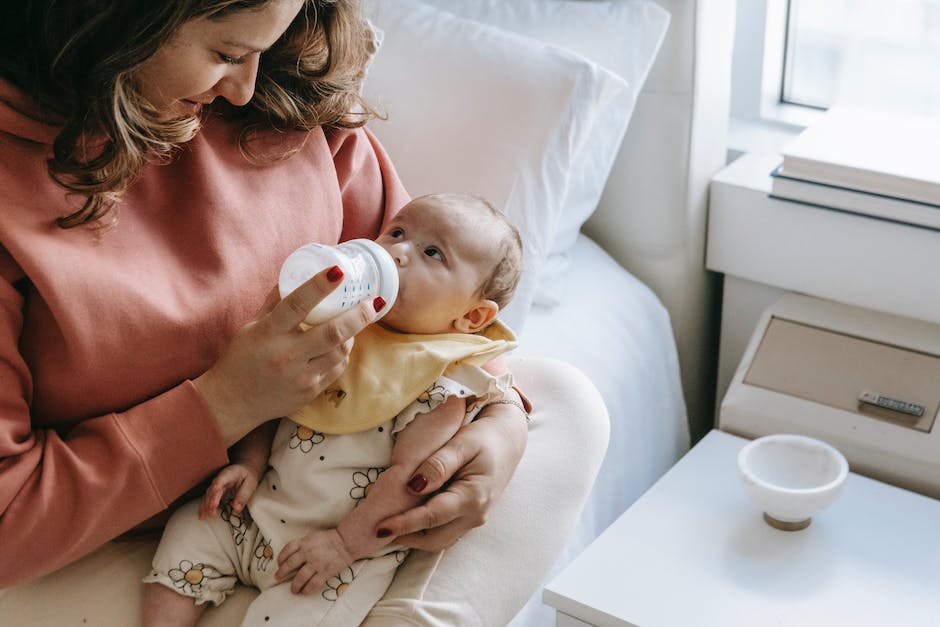 Anleitung zur Lagerung und Richtlinien für die Milchaufnahme für Babys