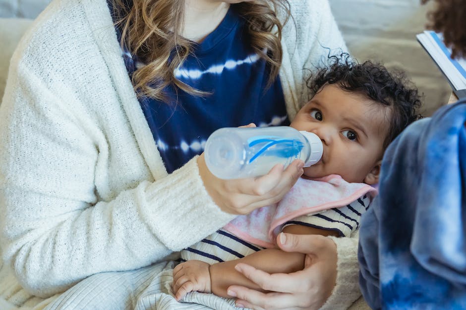 Milchmenge für Babys im Alter von 7 Monaten